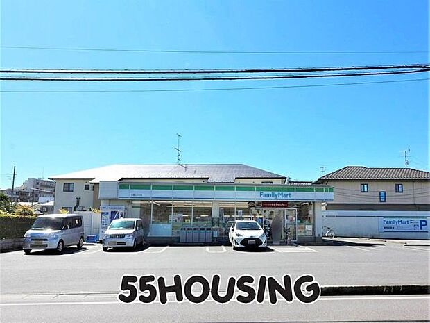 ファミリーマート大宮上小町店 徒歩6分。 450m
