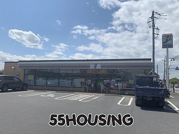 セブンイレブン北本荒井店 徒歩10分。 780m