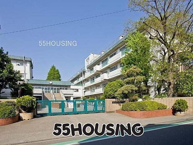 さいたま市立栄和小学校 徒歩7分。 560m