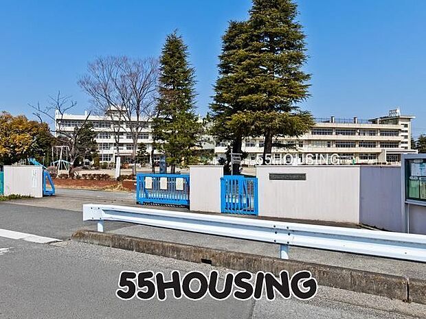 杉戸町立杉戸第二小学校 徒歩16分。 1280m