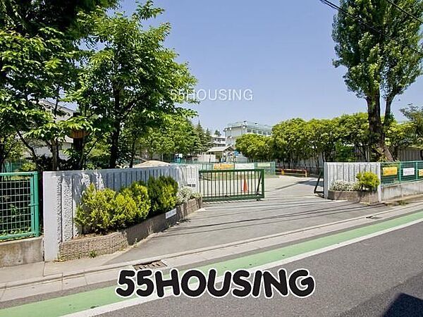 さいたま市立大谷口小学校 徒歩10分。 750m