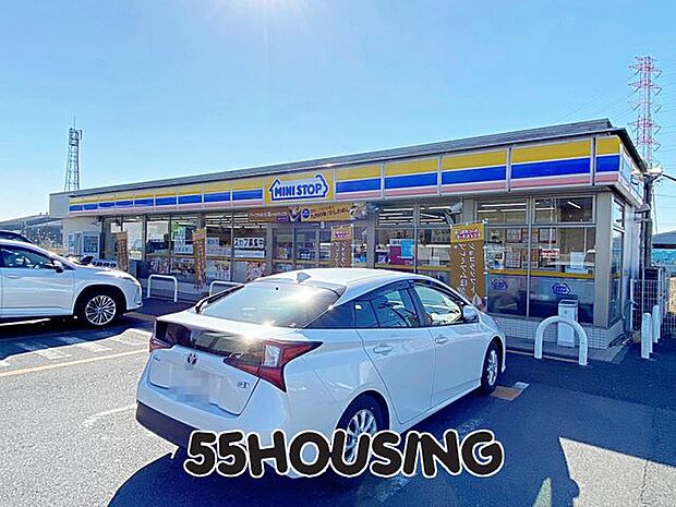 ミニストップ春日部増戸店 徒歩6分。 460m