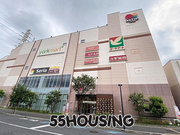 イスタ!日進 徒歩25分。 1960m