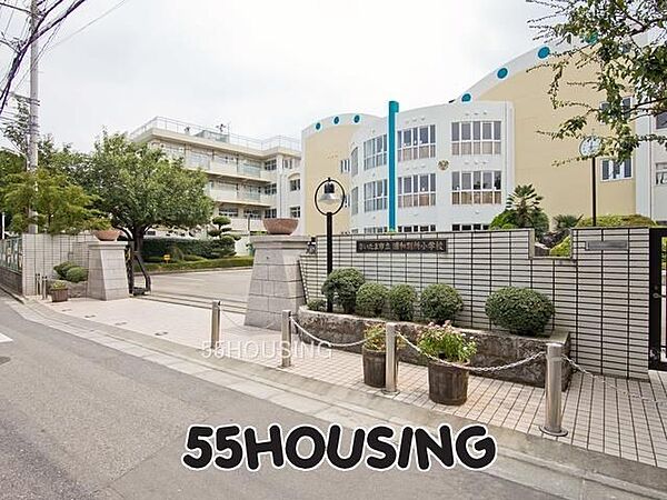 さいたま市立浦和別所小学校 徒歩13分。 1010m