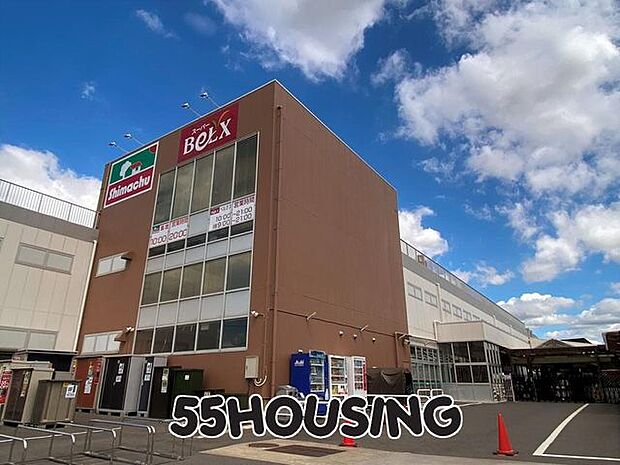 島忠春日部本店 徒歩10分。 760m