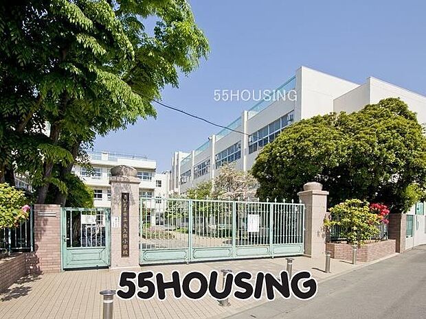 さいたま市立大久保小学校 徒歩12分。 940m