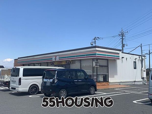 セブンイレブン鴻巣原馬室店 徒歩9分。 650m