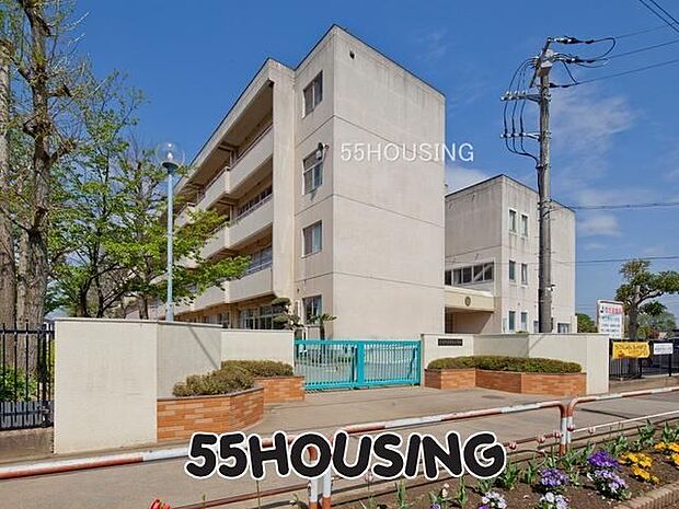 久喜市立青毛小学校 徒歩10分。 800m