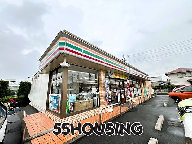 セブンイレブンさいたま佐知川店 徒歩14分。 1100m