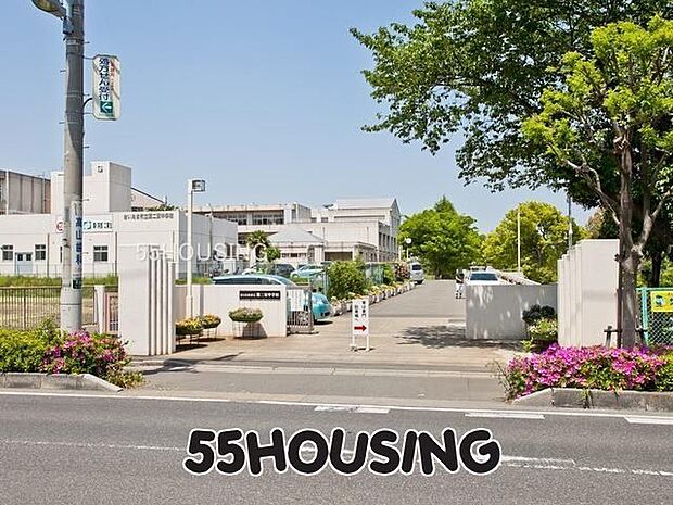 さいたま市立第二東中学校 徒歩13分。 980m