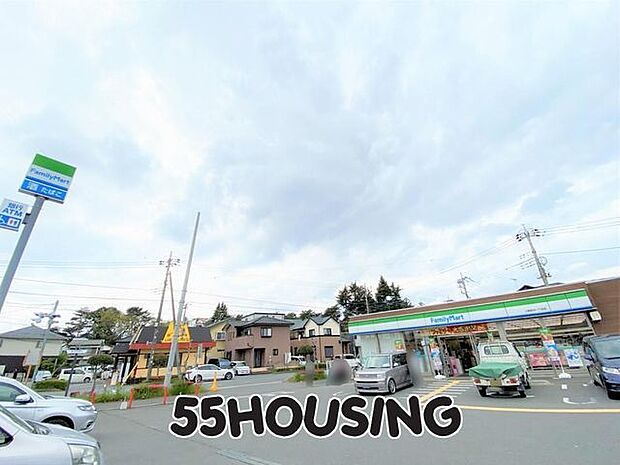 ファミリーマート上尾泉台一丁目店 徒歩7分。 514m