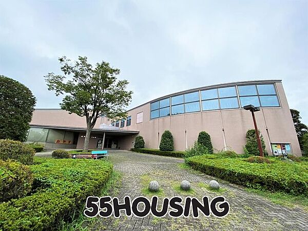 宮代町立図書館 徒歩15分。 1150m