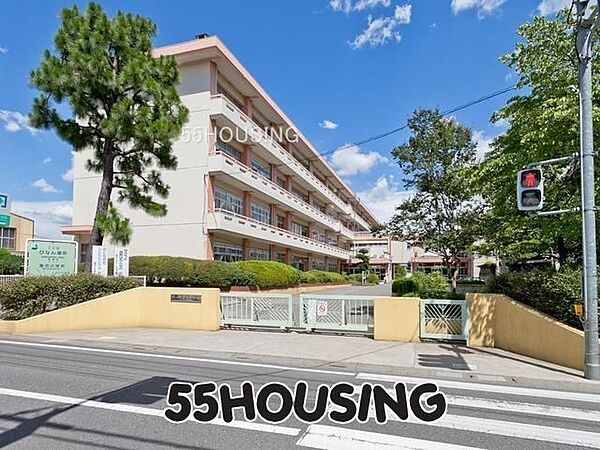 さいたま市立蓮沼小学校 徒歩7分。 540m