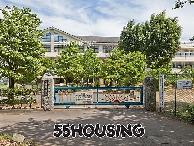 蓮田市立蓮田北小学校 徒歩13分。 1000m