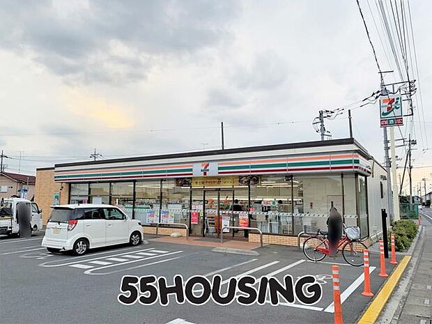 セブンイレブン蓮田閏戸大山店 徒歩3分。 200m