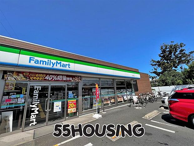 ファミリーマート川口伊刈店 徒歩4分。 273m