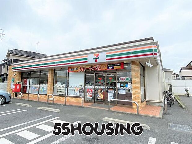 セブンイレブン庄和西金野井店 徒歩10分。 749m