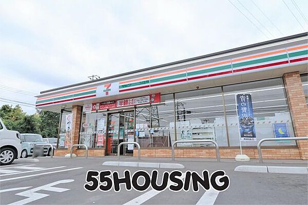 セブンイレブン杉戸内田4丁目店 徒歩12分。 890m