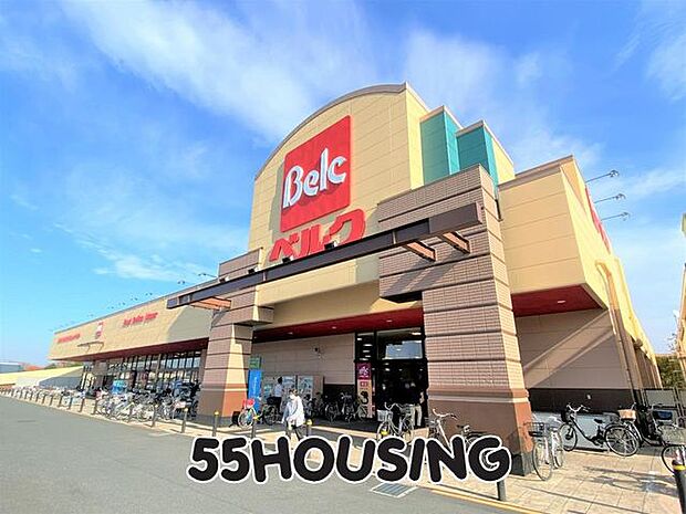 ベルク春日部緑町店 徒歩10分。 800m