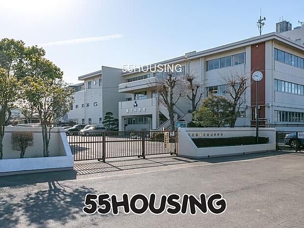 春日部市立飯沼中学校 徒歩24分。 1910m