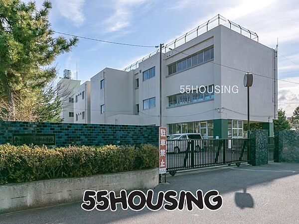 春日部市立幸松小学校 徒歩10分。 730m