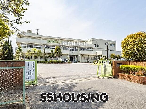 幸手市立上高野小学校 徒歩15分。 1100m