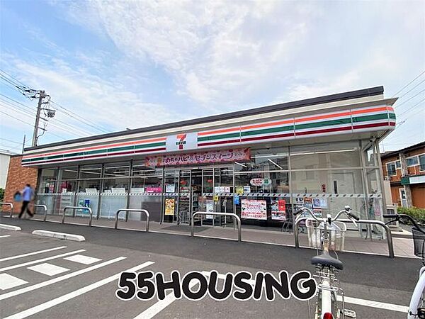 セブンイレブン武里駅東口店 徒歩10分。 790m