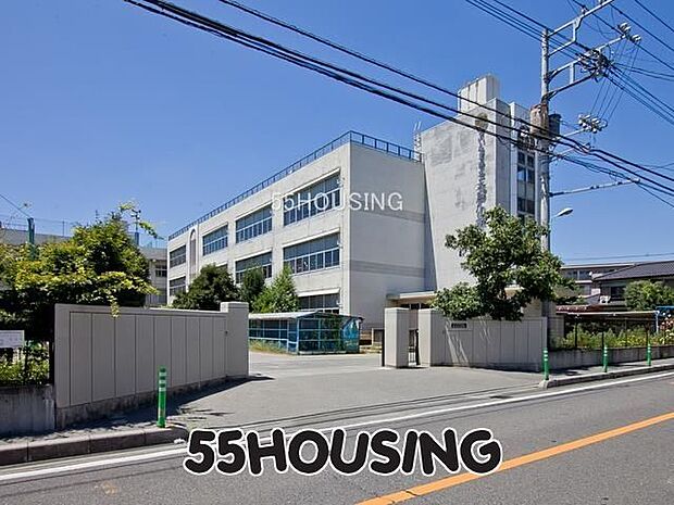 さいたま市立大戸小学校 徒歩13分。 1000m