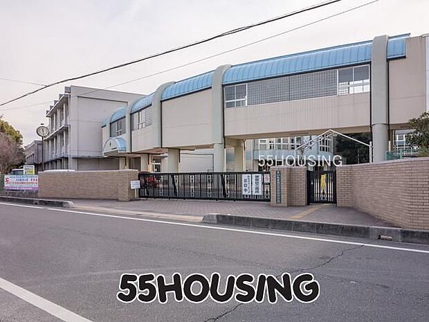 さいたま市立与野南中学校 徒歩21分。 1620m