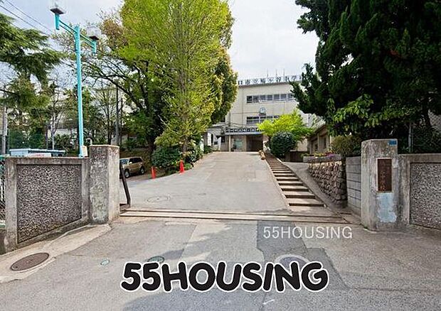 川口市立鳩ケ谷中学校 徒歩3分。 210m