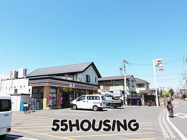 セブンイレブン大宮三橋店 徒歩6分。 470m