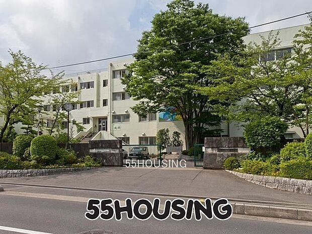 伊奈町立小針中学校 徒歩20分。 1560m