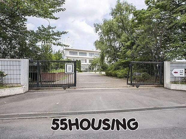 鴻巣市立吹上中学校 徒歩12分。 937m