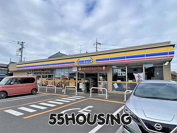ミニストップ春日部豊春店 徒歩10分。 741m