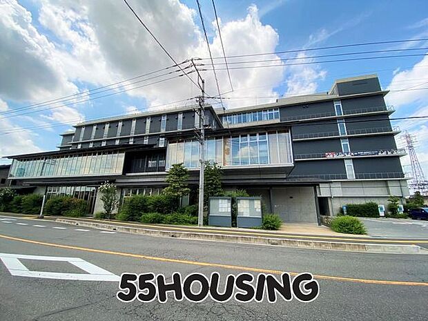桶川市役所 徒歩10分。 740m