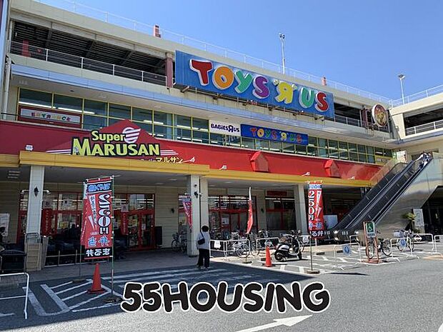 スーパーマルサン桶川店 徒歩9分。 700m