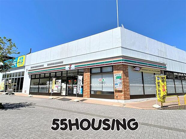 セブンイレブン久喜東鷲宮駅前店 徒歩9分。 680m
