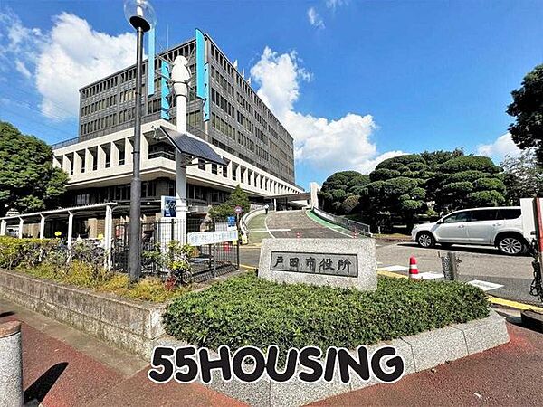戸田市役所 徒歩23分。 1840m