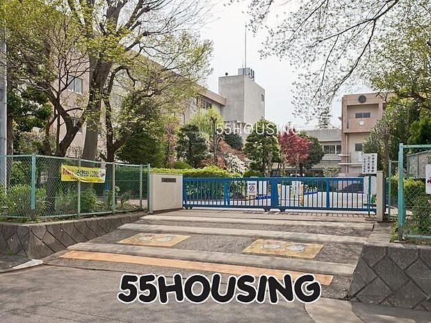 上尾市立今泉小学校 徒歩6分。 480m