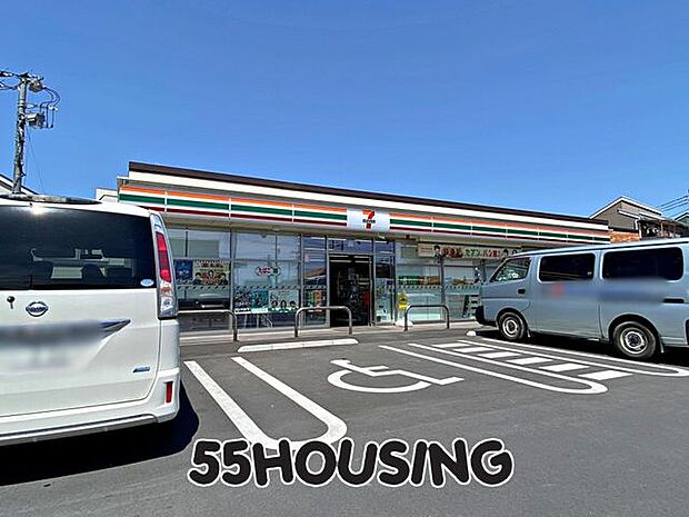 セブンイレブン上尾井戸木3丁目店 徒歩7分。 500m