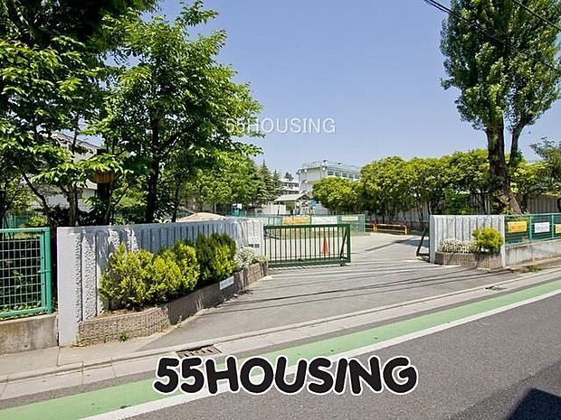 さいたま市立大谷口小学校 徒歩6分。 480m
