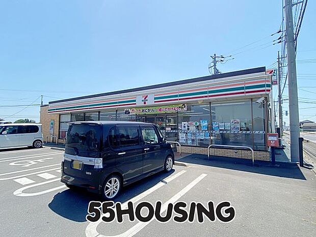 セブンイレブン幸手戸島店 徒歩18分。 1370m