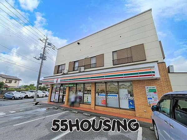 セブンイレブン栗橋伊坂店 徒歩13分。 1010m