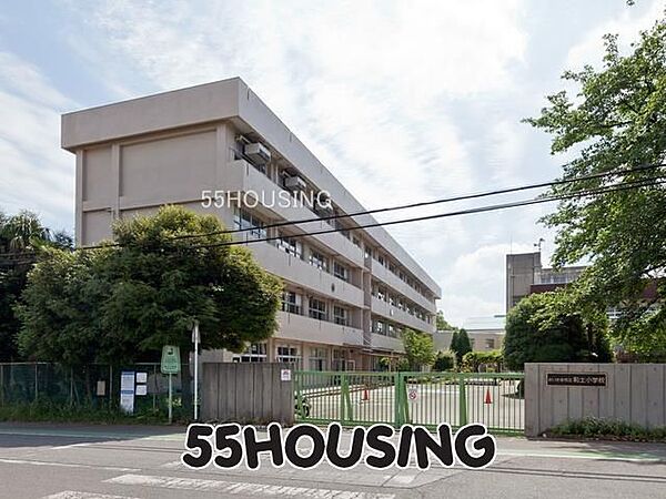 さいたま市立和土小学校 徒歩23分。 1830m