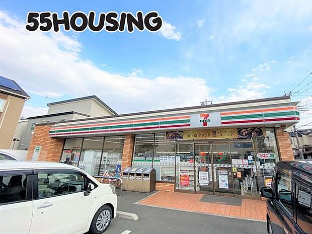 セブンイレブン上尾二ツ宮店 徒歩6分。 459m