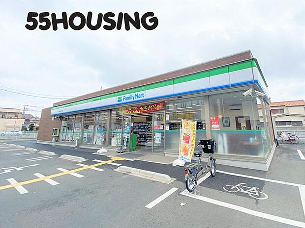ファミリーマート上尾富士見二丁目店 徒歩9分。 650m