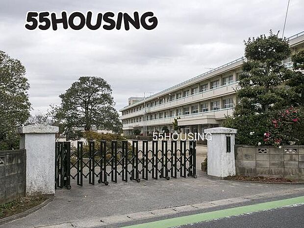 加須市立騎西小学校 徒歩11分。 877m