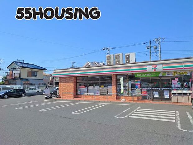 セブンイレブン岩槻府内1丁目店 徒歩8分。 630m