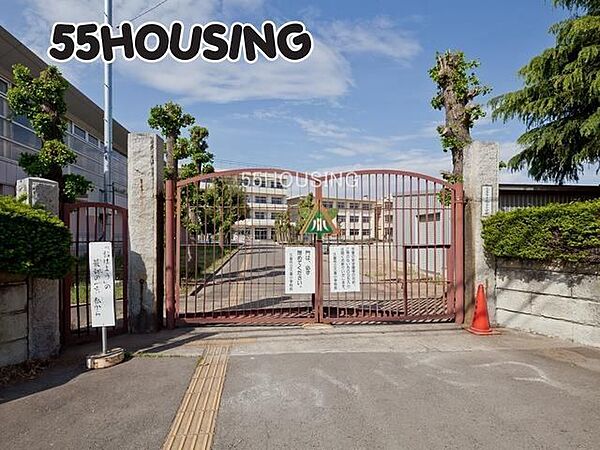 久喜市立久喜小学校 徒歩16分。 1220m