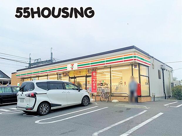 セブンイレブン岩槻本丸店 徒歩7分。 560m